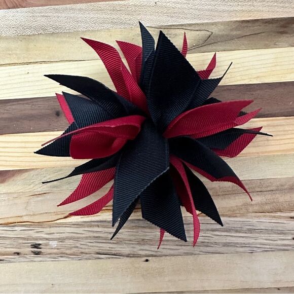 Garnet and black bow - Picture 1 of 3